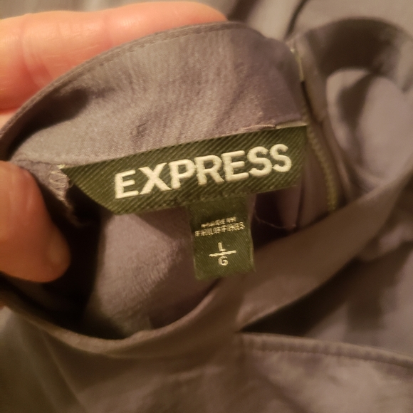 blouse - Picture 3 of 3